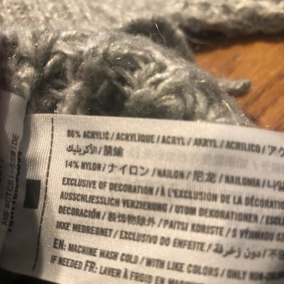 Hollister Gray Sweater - Picture 5 of 5